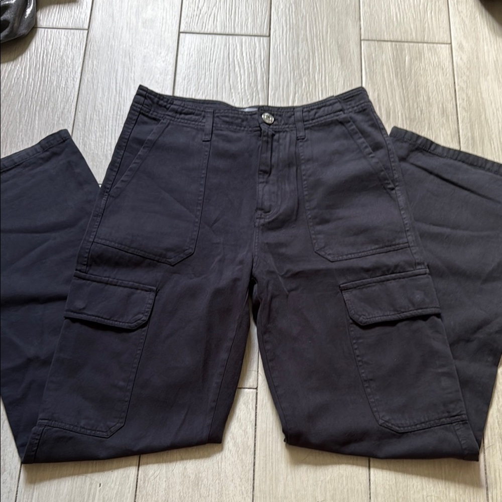 Zara Women’s Cargo Pants
